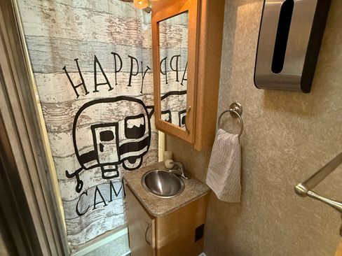 Used 2008 Dodge Sprinter 3500 image 14