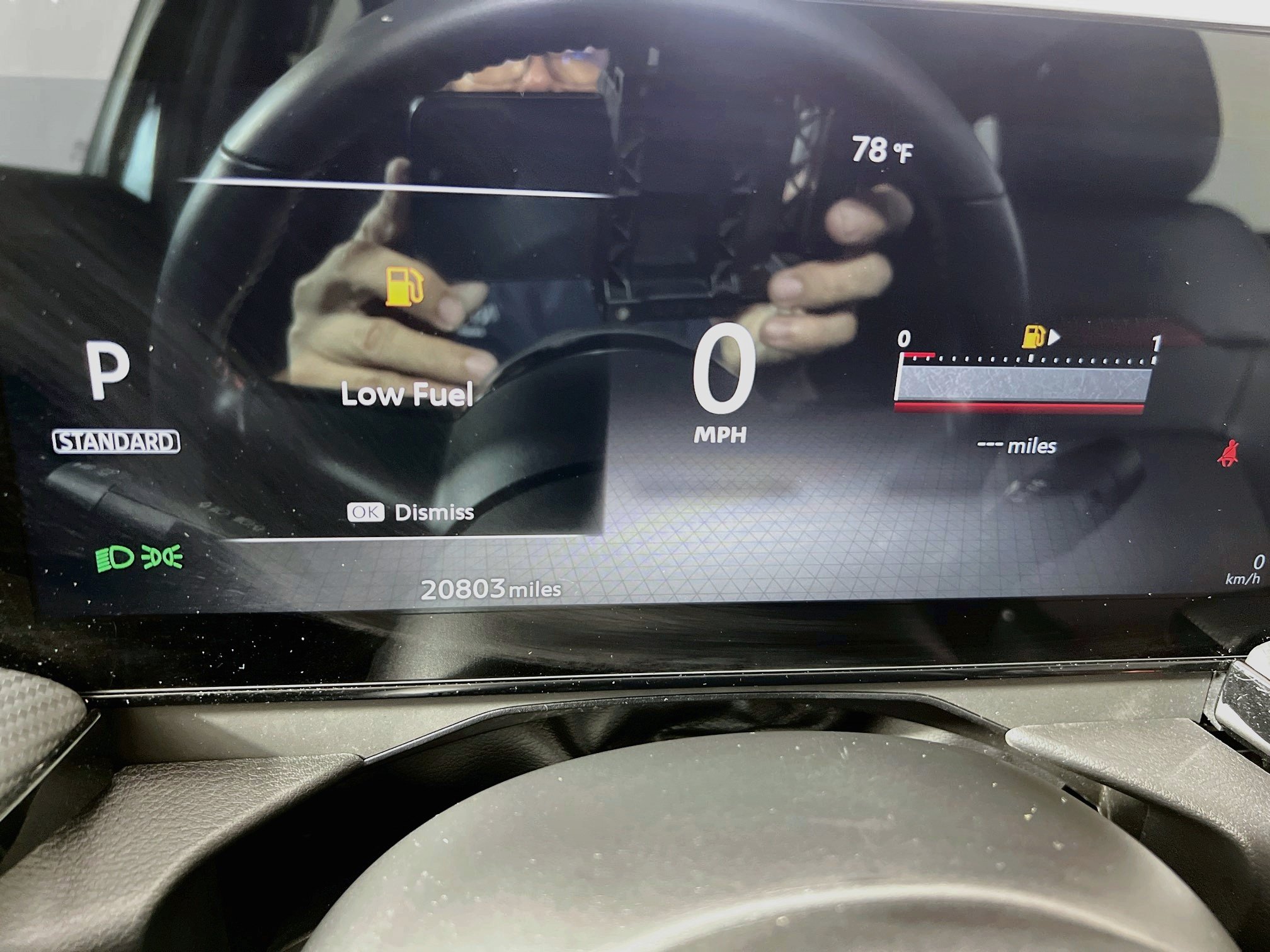 Used 2026 Nissan Kicks SR w/ Cold Weather Package FWD image 21