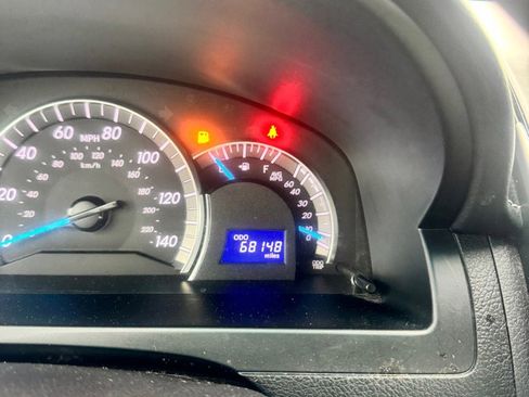 Used 2014 Toyota Camry SE FWD image 15