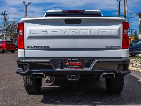 Used 2022 Chevrolet Silverado 1500 Custom Trail Boss AWD/4WD image 5