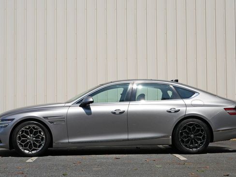 Used 2021 Genesis G80 2.5T w/ Prestige Package RWD image 7