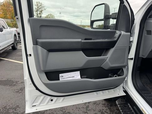 New 2025 Ford F450 XL AWD/4WD image 10