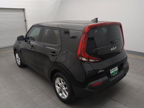 Used 2022 Kia Soul LX w/ Technology Package FWD image 5