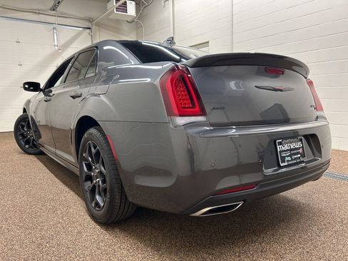 Used 2022 Chrysler 300 S w/ Comfort Group image 4