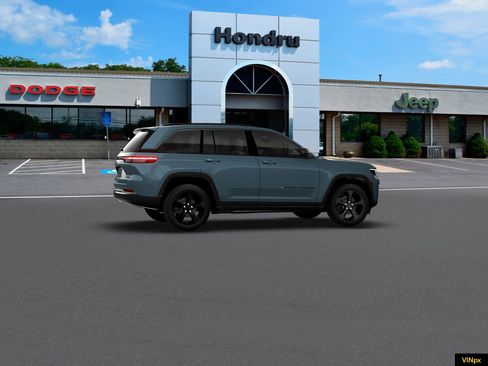 New 2026 Jeep Grand Cherokee Limited w/ Limited Altitude Package AWD/4WD image 15