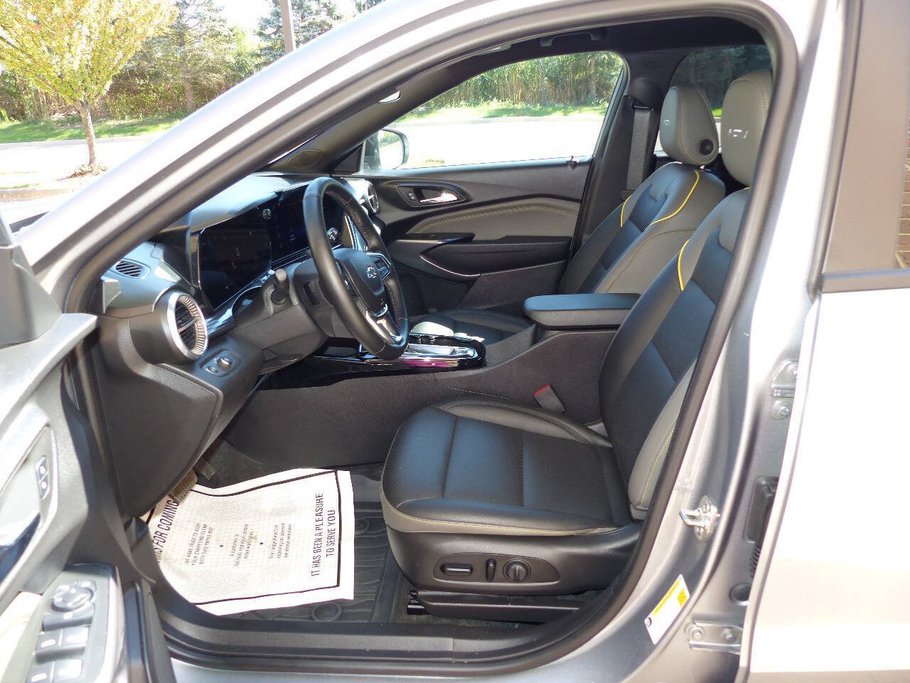 Used 2026 Chevrolet Trax ACTIV w/ Driver Confidence Package FWD image 25