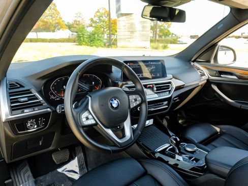 Used 2023 BMW X3 xDrive30i w/ Convenience Package AWD/4WD image 3