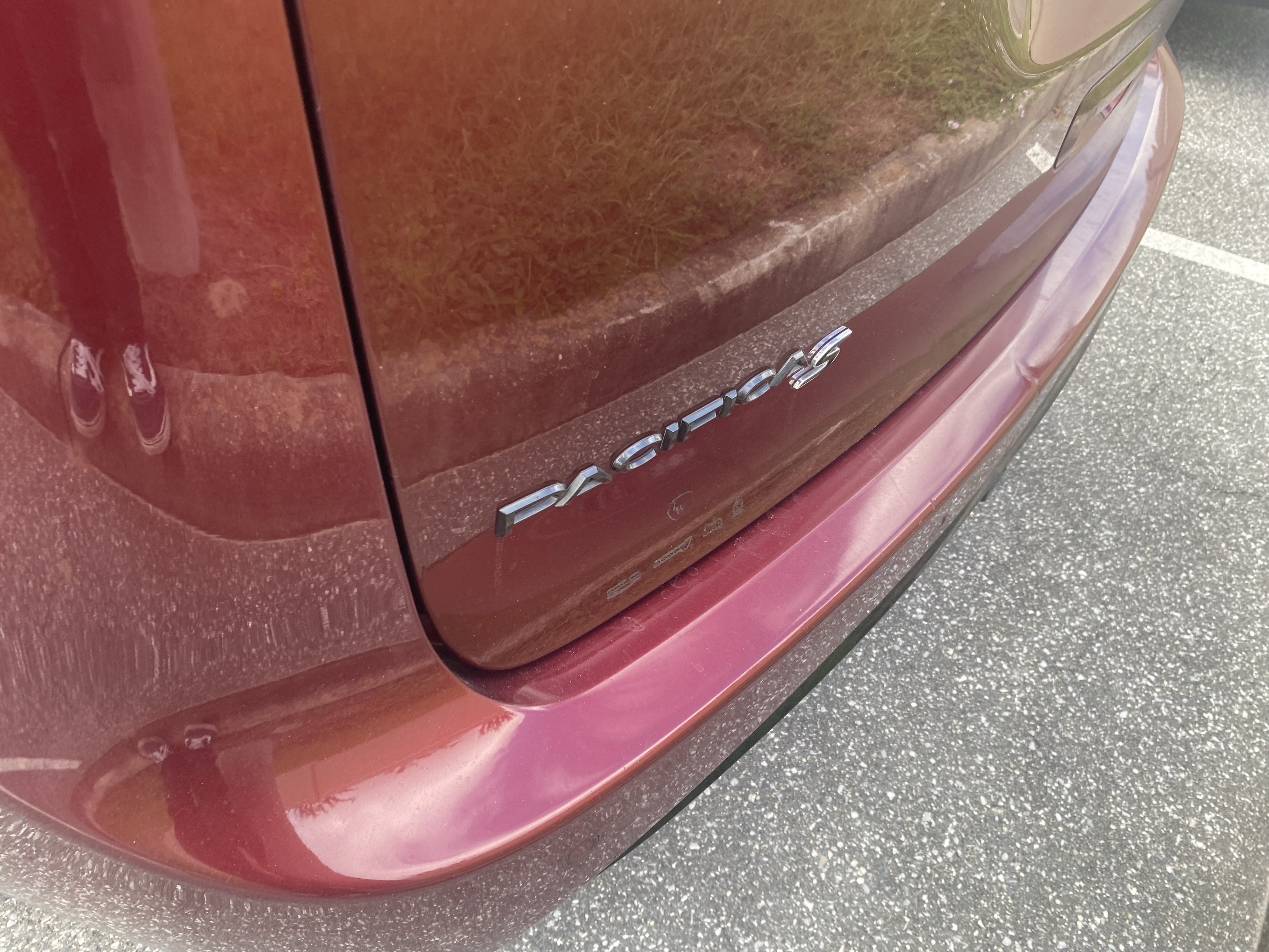 Used 2020 Chrysler Pacifica Touring FWD image 16