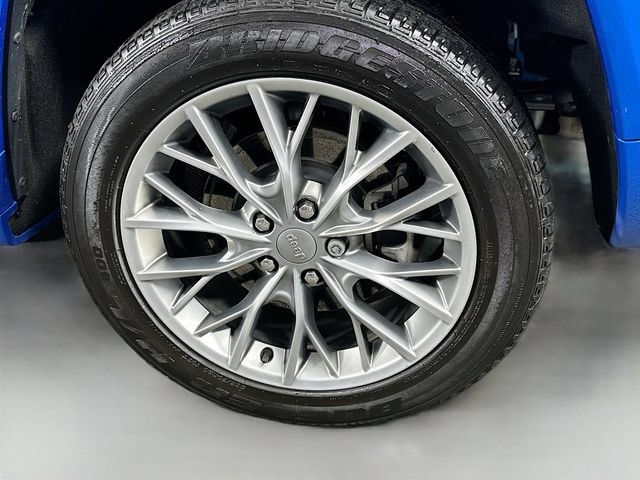 Used 2023 Jeep Grand Cherokee Summit 4xe AWD/4WD image 33