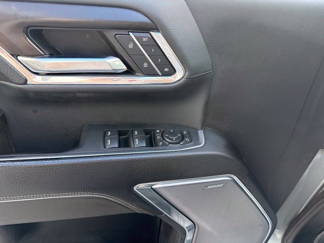 Used 2024 GMC Sierra 3500 Denali w/ Denali Reserve Package AWD/4WD image 18