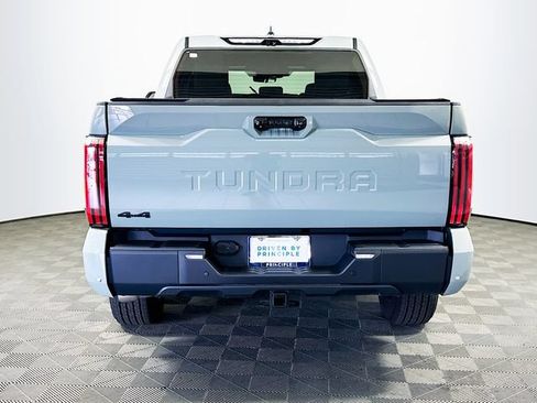 Used 2025 Toyota Tundra Limited AWD/4WD image 7