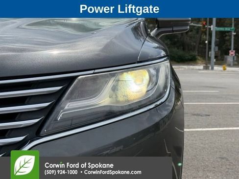 Used 2017 Lincoln MKC Reserve w/ Canadian Touring Package AWD/4WD image 8