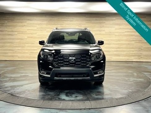 Used 2023 Honda Passport TrailSport image 9