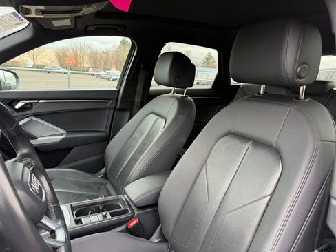 Used 2022 Audi Q3 2.0T Premium AWD/4WD image 17