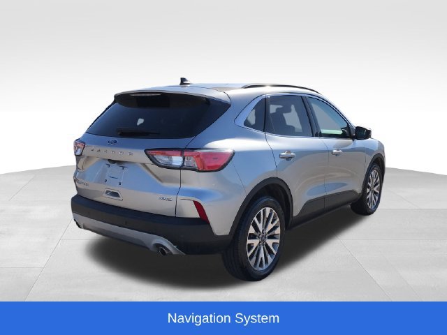 Used 2022 Ford Escape Titanium AWD/4WD image 2