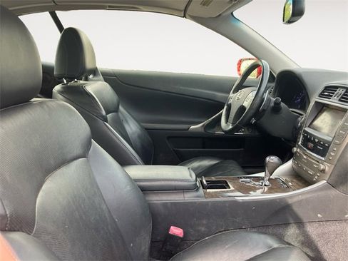 Used 2011 Lexus IS 250C image 15