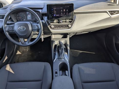 Used 2024 Toyota Corolla LE image 30