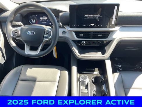 New 2025 Ford Explorer Active w/ Active Comfort Package image 10
