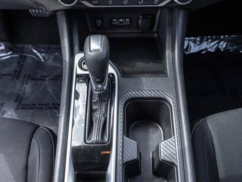 Used 2025 Nissan Sentra SV FWD image 18