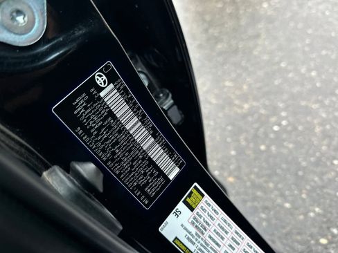 Used 2023 Toyota Corolla LE image 35