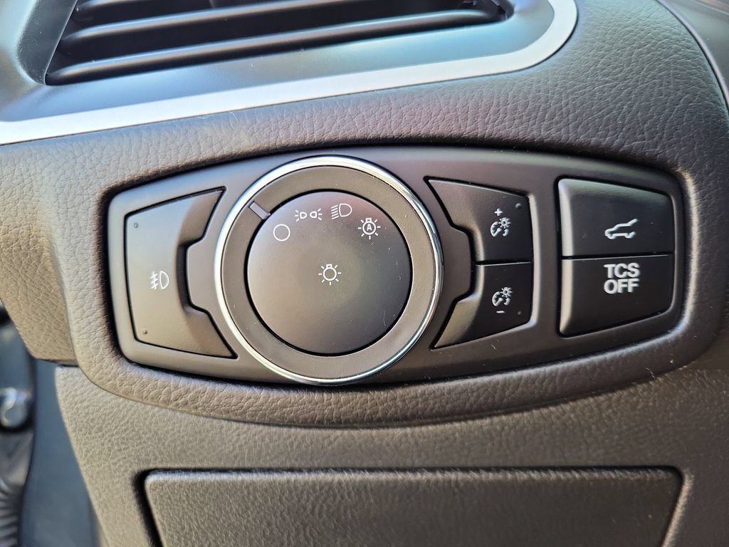 Used 2024 Ford Edge SEL w/ Convenience Package AWD/4WD image 22