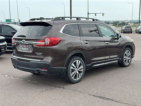 Used 2020 Subaru Ascent Touring w/ Popular Package #2 AWD/4WD image 5