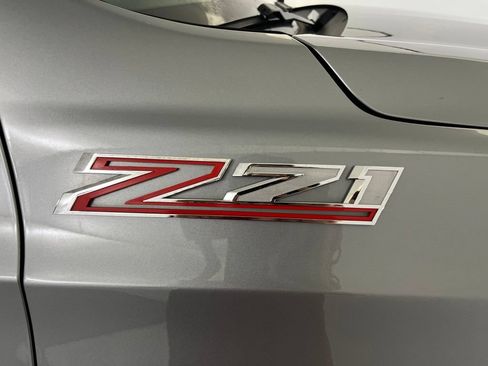 Used 2025 Chevrolet Suburban Z71 AWD/4WD image 52