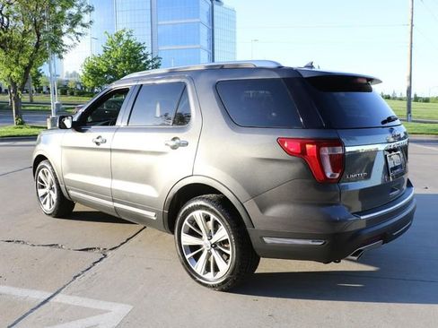 Used 2018 Ford Explorer Limited AWD/4WD image 4