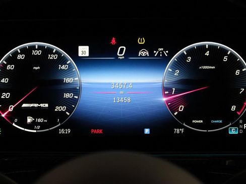 Used 2025 Mercedes-Benz G 63 AMG 4MATIC image 35