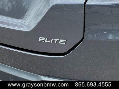 Used 2023 Honda Pilot Elite image 10