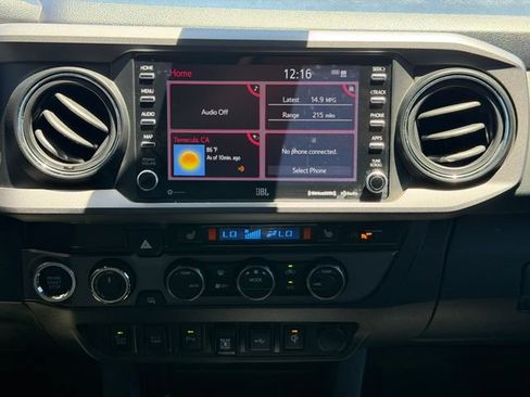 Used 2021 Toyota Tacoma TRD Pro AWD/4WD image 13