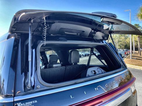 Used 2022 Lincoln Navigator L Reserve image 32