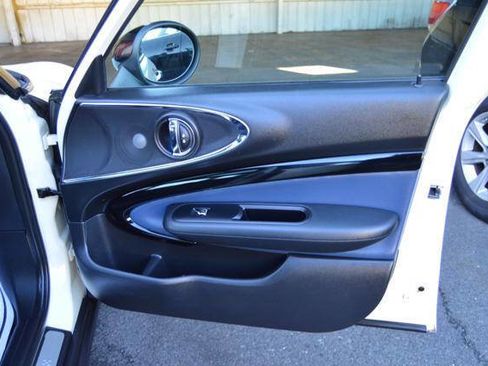 Used 2017 MINI Cooper Clubman S image 32