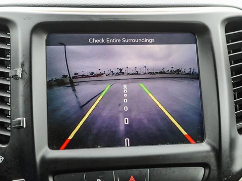 Used 2018 Jeep Cherokee Limited FWD image 23