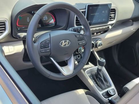 New 2026 Hyundai Venue SEL FWD image 5
