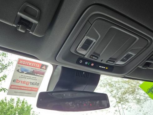 Used 2024 Chevrolet Silverado 1500 LT image 25