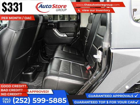 Used 2012 Jeep Wrangler Unlimited Rubicon w/ Connectivity Group AWD/4WD image 11