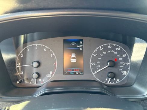 Certified 2025 Toyota Corolla LE image 28