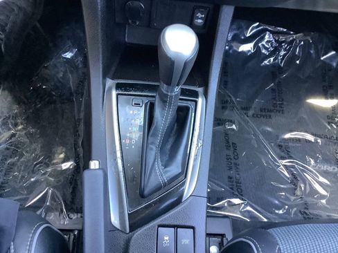 Used 2015 Toyota Corolla S FWD image 33