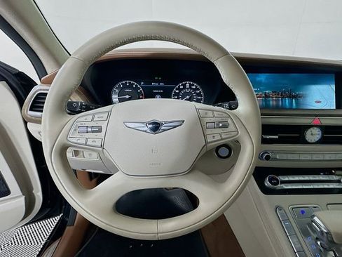 Used 2021 Genesis G90 5.0 Ultimate image 11