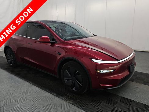 Used 2026 Tesla Model Y AWD image 3