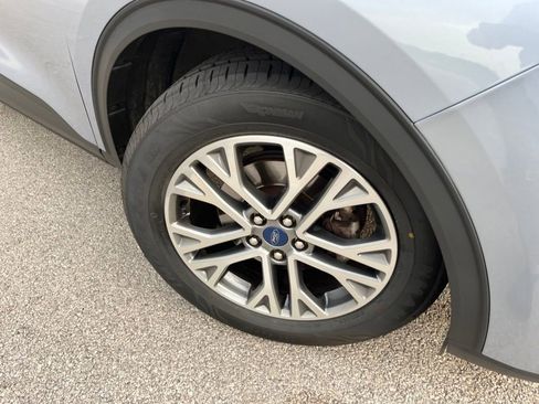 Used 2022 Ford Escape SEL w/ Technology Package image 35