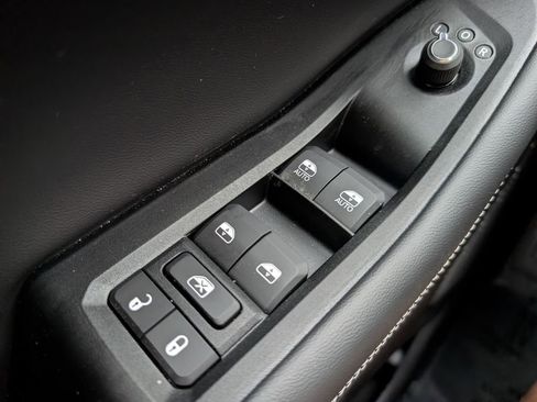 New 2026 Jeep Grand Cherokee L Limited image 40