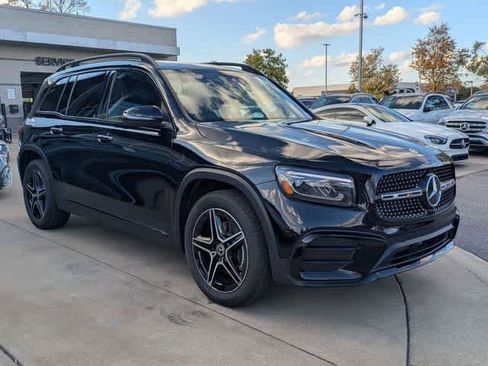 New 2026 Mercedes-Benz GLB 250 image 2