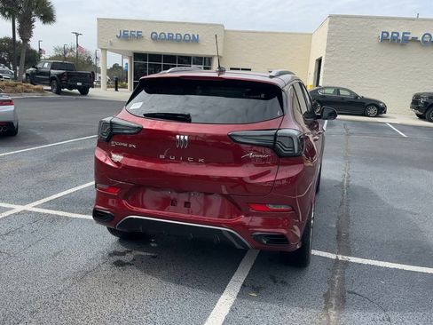 Used 2024 Buick Encore GX Avenir image 8