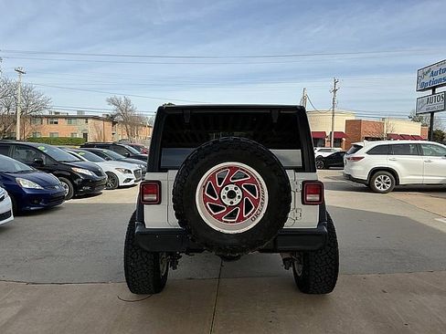 Used 2018 Jeep Wrangler Unlimited Sport S image 6