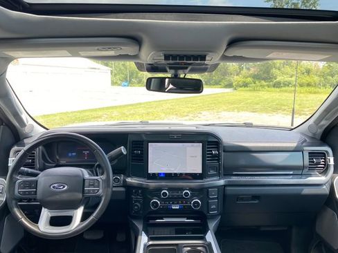 Used 2025 Ford F350 Lariat AWD/4WD image 21