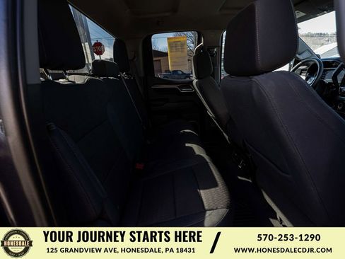Used 2023 Chevrolet Silverado 1500 LT image 28