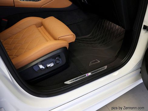 Certified 2024 BMW X6 xDrive40i w/ Premium Package image 38