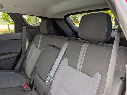 Used 2025 Chevrolet Blazer LT image 27